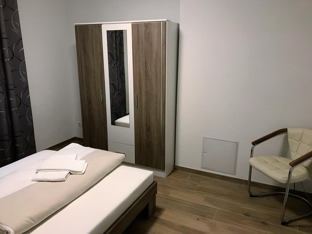 Ferienwohnungen Tannenhof 스타이넨 외부 사진